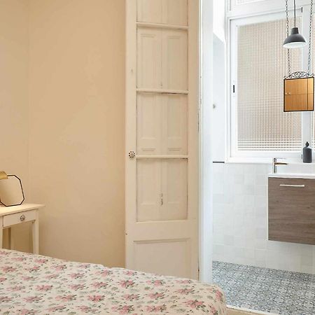 Cal Mateu 11 huéspedes Sagrada Família Apartamento Barcelona Exterior foto