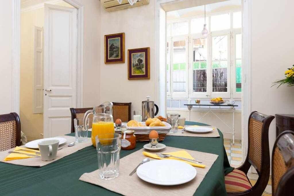 Cal Mateu 11 huéspedes Sagrada Família Apartamento Barcelona Exterior foto